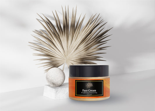 BRIGHTENING + MOISTURIZING FACE CREAM